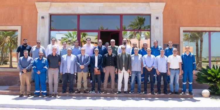 نائب رئيس “إيجاس” يتفقد تسهيلات الإنتاج البرية لـ “رشيد للبترول” لمتابعة خطط إنتاج الغاز