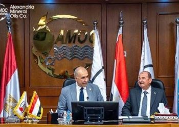 AMOC توقع بروتوكولًا مع هيئة الصرف الصحي بالإسكندرية لتعزيز الاستدامة المائية