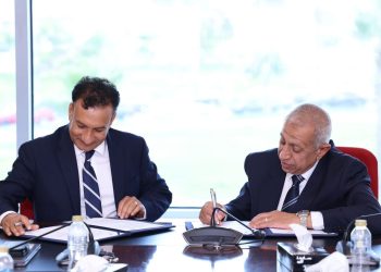 الأكاديمية العربية وجامعة روان الأمريكية توقعان مذكرة تفاهم لتعزيز التعاون الأكاديمي والبحثي
