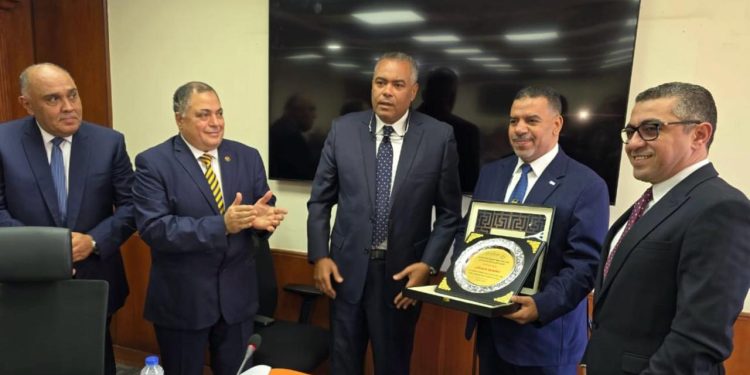 اتحاد بنوك مصر يكرّم القطاع القانوني بالبنك التجاري الدولي تقديراً لمساهماته في دعم النزاعات القضائية المصرفية