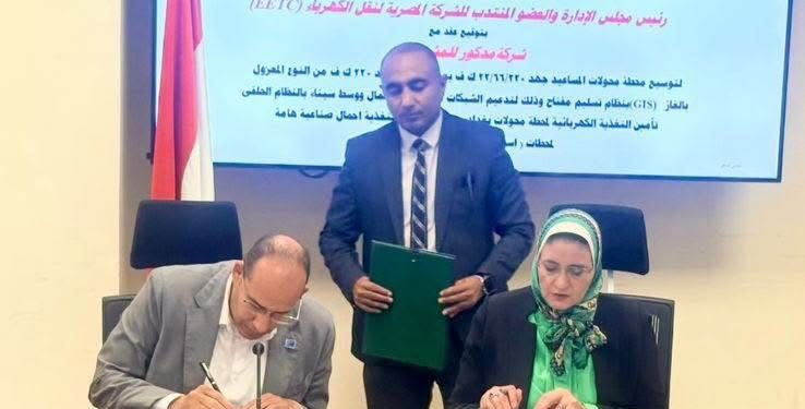 “نقل الكهرباء” توقّع عقدًا جديدًا مع شركة “مدكور” لتوسعة محطة محولات المساعيد وتعزيز التغذية الكهربائية بسيناء
