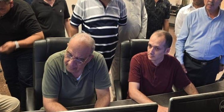 وزير الكهرباء فى زيارة ميدانية إلى محطة كهرباء الشباب المركبة بمنطقة القصاصين محافظة الإسماعيلية