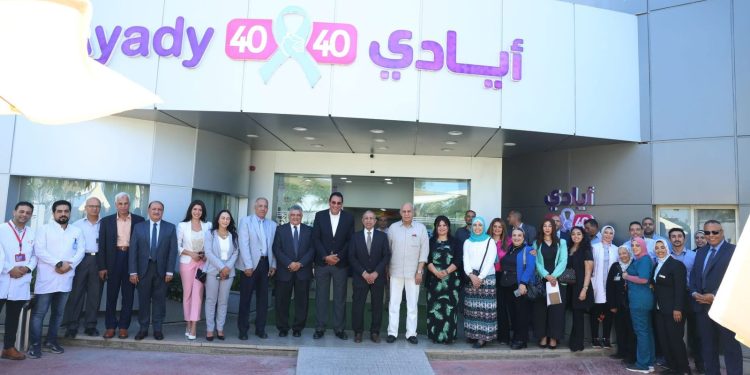 رئيس الأكاديمية العربية يفتتح عيادة الأسنان بجمعية أيادي 4040 ” مستشفي أيادي المستقبل لعلاج مرضي الأورام “