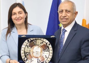 نائبة وزير النقل البحري القبرصية تستقبل رئيس الأكاديمية العربية للعلوم والتكنولوجيا البحرية لتعزيز التعاون المشترك