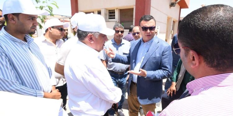 وزير الإسكان يتفقد وحدات الإسكان الأخضر بمبادرة “سكن لكل المصريين” ومشروع “ديارنا” السكني ومحطة فصل الصرف الصناعي عن الصرف الصحي الآدمي بمدينة السادات