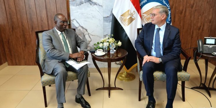 وزير البترول يبحث مع مؤسسة التمويل الدولية فرص التعاون في مشروعات الطاقة والتعدين بمصر