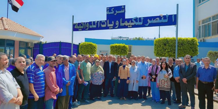 شركة النصر للأدوية و جميع شركات الدواء تفعل دور السلامة و الصحة المهنية و عمل وقفة توعية للسلامة