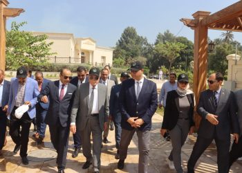 “القليوبية” تستقبل مستشار رئيس الجمهورية للتنمية المحلية لمتابعة جهود المحافظة في التنمية وتعزيز السياحة والاستثمار