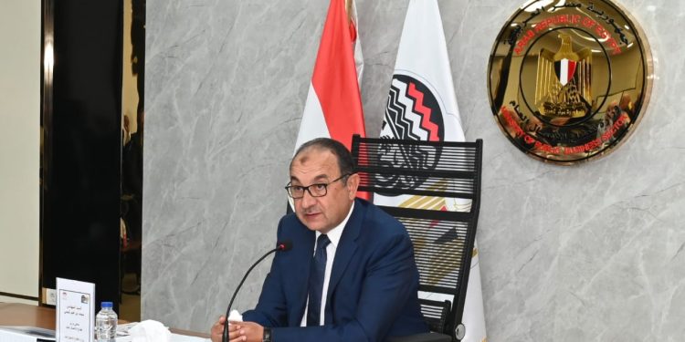 وزير قطاع الأعمال يترأس الجمعية العامة العادية وغير العادية لـ«القابضة للصناعات المعدنية»