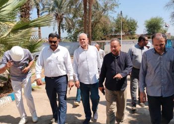 صفائي يتابع مشروعات منطقة كهرباء مصر الوسطي