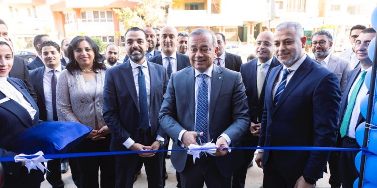  مصرف أبوظبي الإسلامي يفتتح فرعًا جديدًا في المقطم