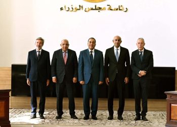 “رئيس الوزراء” يشهد توقيع بروتوكول تعاون مشترك لإنشاء وتطوير ٥ مدارس للتكنولوجيا التطبيقية في مجالات أنشطة الكهرباء