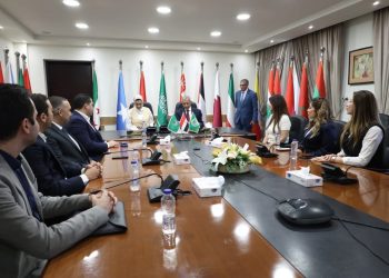 الأكاديمية العربية للعلوم والتكنولوجيا توقع بروتوكول تعاون مع مؤسسة “حياة كريمة”