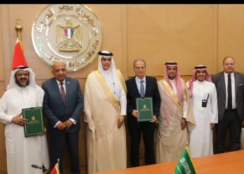 وزير الكهرباء يشهد توقيع مذكرة تفاهم لتطوير وتحديث مركز أبحاث الجهد الفائق (EHVRC)