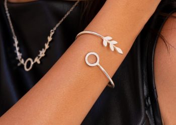 لافندر لايف تطلق علامتها التجارية الجديدة Lavazzag بمجموعة إكسسوارات مستوحاة من زهرة اللافندر