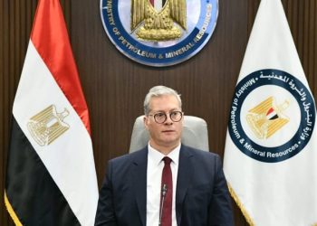 كريم بدوي يزور “بترومنت” ويقدم واجب العزاء  للمهندس إبراهيم مطاوع في وفاة نجله