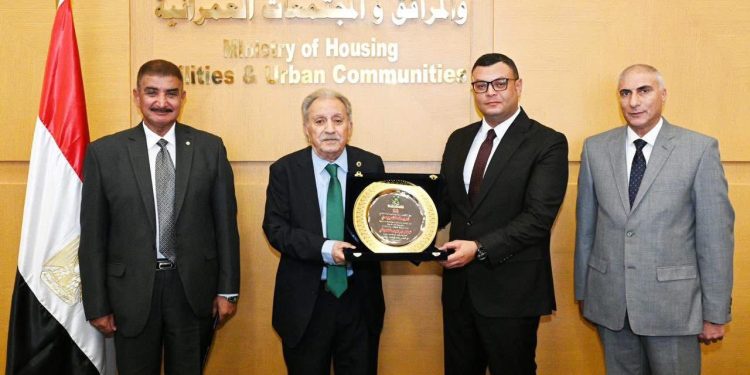 بمشاركة النقابات الهندسية لـ ١٨ دولة عربية.. “الإسكان” تُعزّز التعاون العربي في تصدير العقار