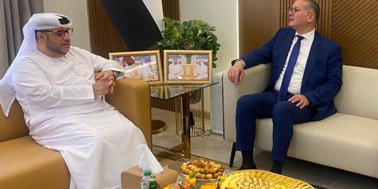 وزير البترول يبحث مع مدير الديوان الأميري بالفجيرة تعزيز مجالات التعاون المشترك بين البلدين