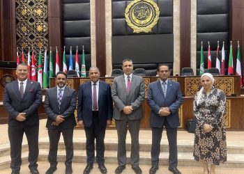 الأكاديمية العربية للعلوم والتكنولوجيا تستقبل وفدًا من جامعة الأزهر لبحث سبل التعاون المشترك