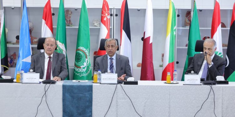 الأكاديمية العربية تحتضن اجتماع لجنة قطاع طب الأسنان بفرع العلمين الجديدة