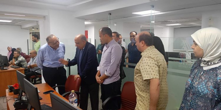 وزير الكهرباء يتفقد مركز تحكم الدقي والمركز الرئيسي للبيانات