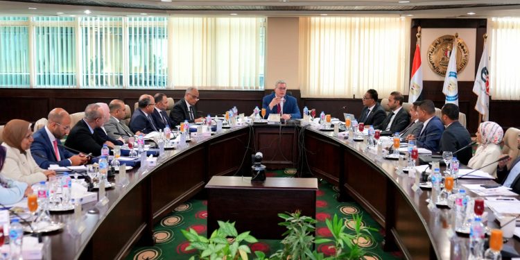 وزير البترول يشيد بإنجازات “إيثيدكو” في جمعيتها العامة لاعتماد نتائج أعمال 2024