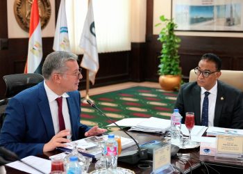وزير البترول يترأس الجمعية العامة للشركة المصرية لإنتاج الايثيلين ومشتقاته( ايثيدكو)