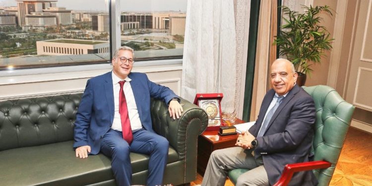 وزيرا الكهرباء والبترول يؤكدان على خطة العمل التكاملية والعمل المشترك لتوطين الصناعة ونقل التكنولوجيا