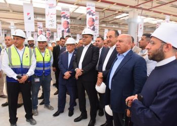  وزراء الصناعة والنقل وقطاع الأعمال والعمل والأوقاف يتفقدون مصانع شركة النصر للسيارات بحلوان