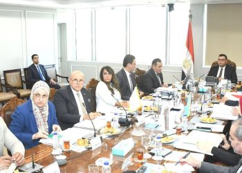 وزير الإسكان يترأس اجتماع مجلس إدارة الهيئة العامة للتنمية السياحية