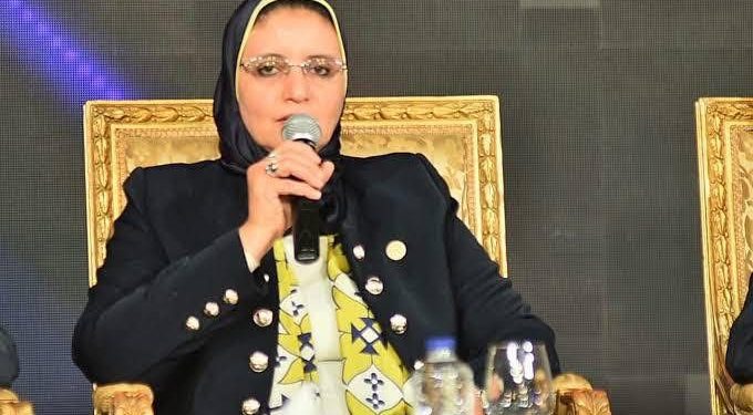 رئيس “المصرية لنقل الكهرباء” تزور مركز التحكم الإقليمي بالقاهرة لمتابعة سير العمل