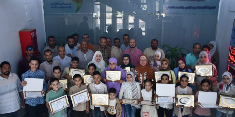 مياه الشرب بالجيزة تكرم حفظة القرآن الكريم والمتفوقين دراسياً من أبناء العاملين