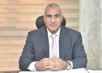 مياه الشرب بالجيزة تواصل جهودها المجتمعية في توصيل المياه للأسر الأولى بالرعاية بقرى جنوب المحافظة