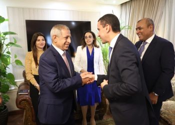 رئيس الأكاديمية العربية للعلوم والتكنولوجيا يلتقي بالسفير راجى الإتربي سفير مصر باليابان لبحث سبل التعاون العلمي و الاكاديمي بين الجانبين