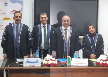 مدير عام بشركة مصر للبترول يحصل على درجة الدكتوراة في التسويق