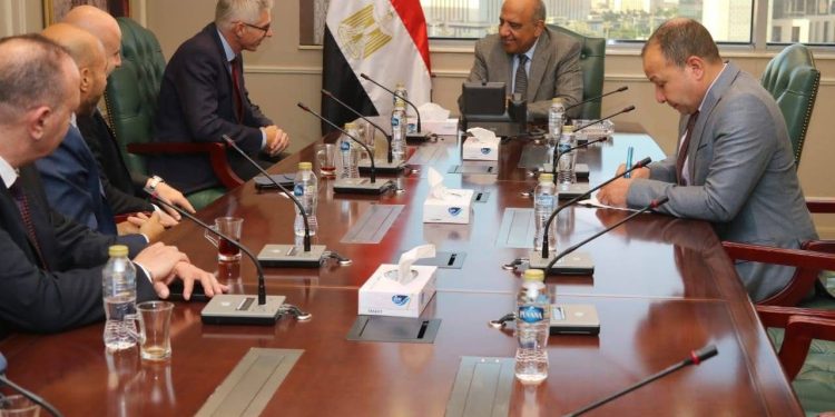 وزير الكهرباء يبحث مع شركة “ABB” السويدية التعاون فى مجالات رفع كفاءة الطاقة