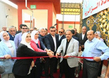 وزير الإسكان ومحافظ الشرقية يفتتحان محطة صرف صحي “خليل العزازي” بمركز الزقازيق بالمحافظة