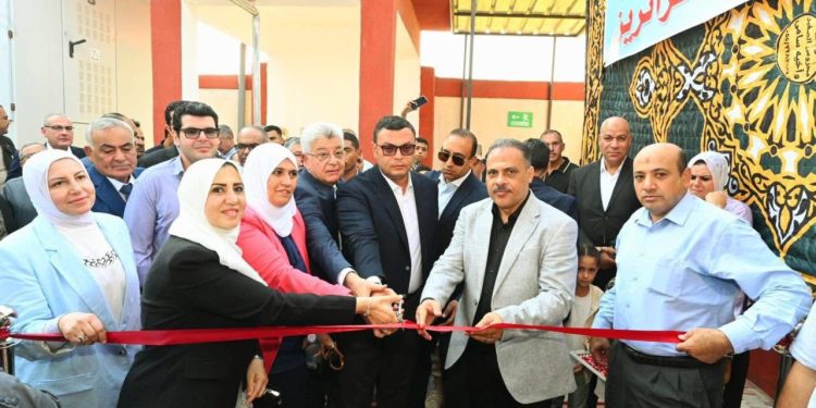 وزير الإسكان ومحافظ الشرقية يفتتحان محطة صرف صحي “خليل العزازي” بمركز الزقازيق بالمحافظة