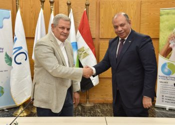 بروتوكول تعاون بين القابضة لمياه الشرب وصان مصر لدعم التشغيل والصيانة ورفع كفاءة الخدمات