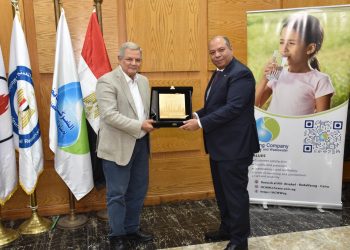 بروتوكول تعاون بين القابضة لمياه الشرب وصان مصر لدعم التشغيل والصيانة ورفع كفاءة الخدمات
