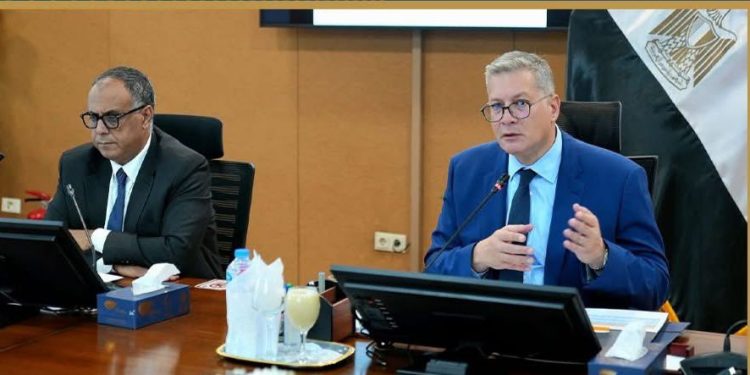 كريم بدوي يترأس أعمال مجلس إدارة الهيئة المصرية العامة للبترول لإعتماد نتائج أعمال العام المالي ٢٠٢٤/٢٠٢٥ 