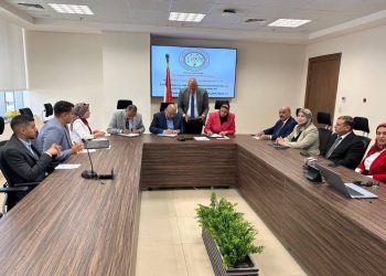 “المصرية لنقل الكهرباء” توقع عقدًا لتعزيز كفاءة الشبكة القومية في مصر الوسطى