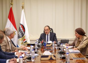 وزير قطاع الأعمال العام يجتمع بمجلس إدارة “النصر للإسكان والتعمير” ويوجه بتسريع المشروعات وتعظيم الاستفادة من الأصول