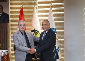 رئيس نقابة البترول يستقبل رئيس برج العرب.. تعاون مشترك وندوة توعوية لدعم حقوق العاملين