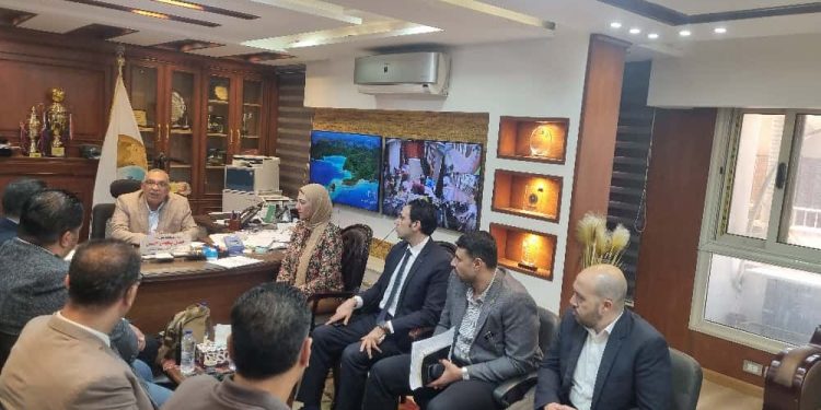 القابضة لمياه الشرب” تناقش الخطوات النهائية لتقديم” الخدمات رقمياً لمواطنى المنيا