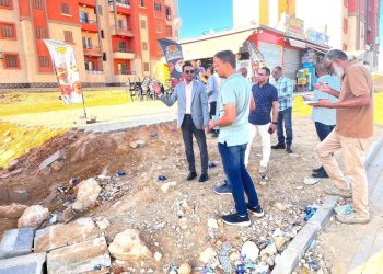 رئيس جهاز مدينة حدائق العاصمة يتابع موقف تلقى ورصد واستجابة مسئولى الجهاز لشكاوى المواطنين