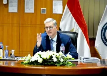 المهندس كريم بدوي وزير البترول والثروة المعدنية يصدر حركة تنقلات قيادية لتعزيز إدارة شبكات الغاز