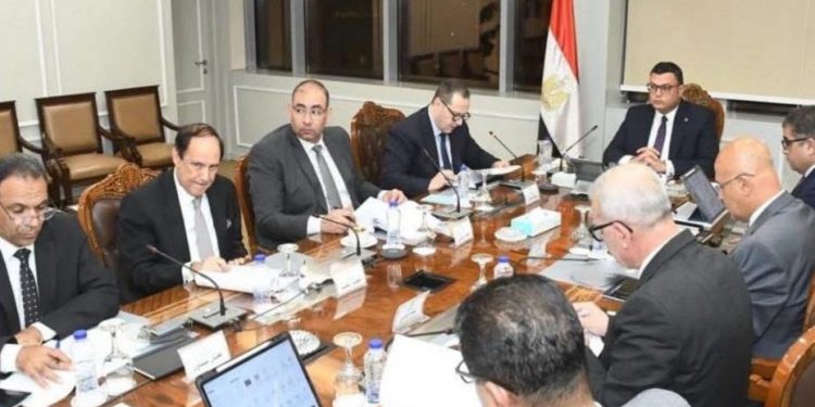 لمدة ثلاثة أشهر.. وزير الإسكان: منح تيسيرات في سداد المستحقات المالية المتأخرة على الوحدات والمحال وقطع الأراضي والفيلات
