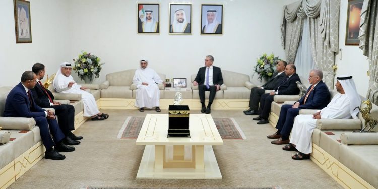 حاكم الفجيرة يستقبل وزير البترول والثروة المعدنية لبحث تعزيز التعاون بين مصر والإمارات