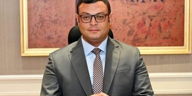 وزير الإسكان يُكلف المهندس أحمد جابر بالقيام بأعمال رئيس مجلس إدارة الشركة القابضة لمياه الشرب والصرف الصحي.. ورسلان مستشاراً فنياً للوزير 